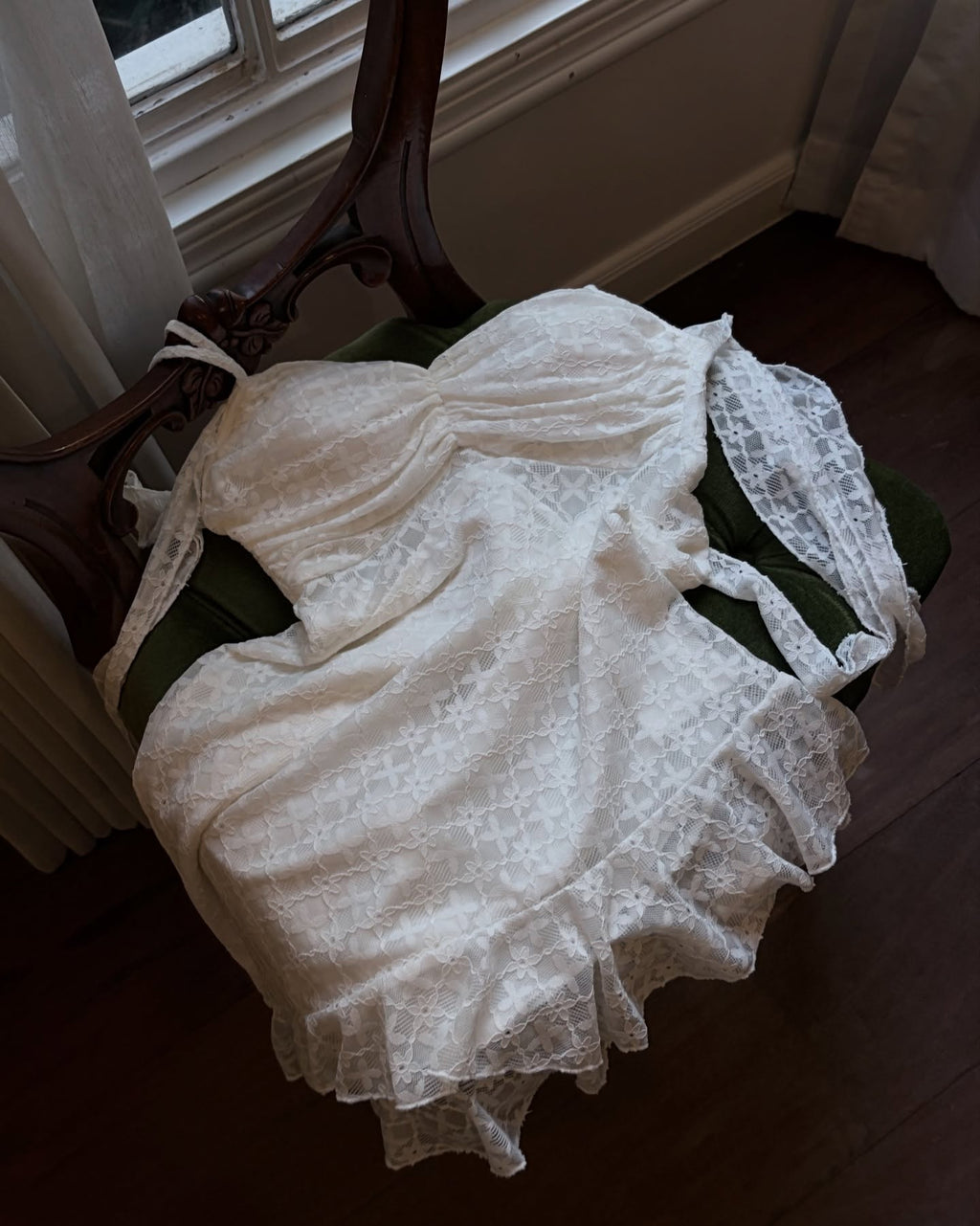 Lola lace mini dress
