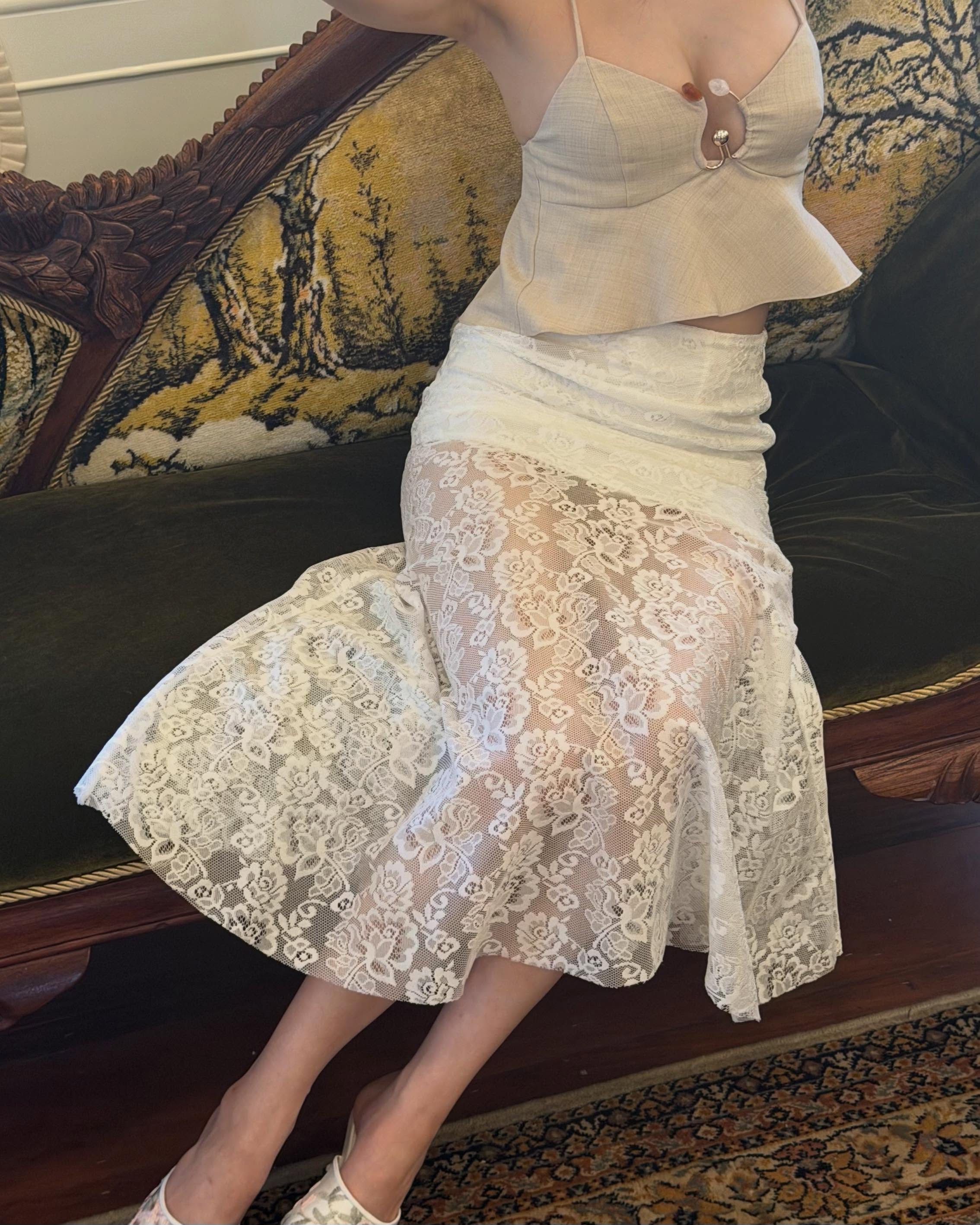 Sexy lace skirt